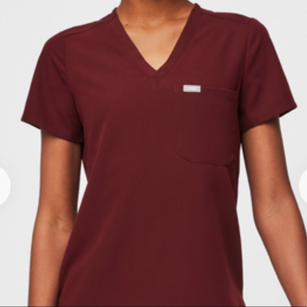 Figs Caterina Scrub Top in color Maroon size Small